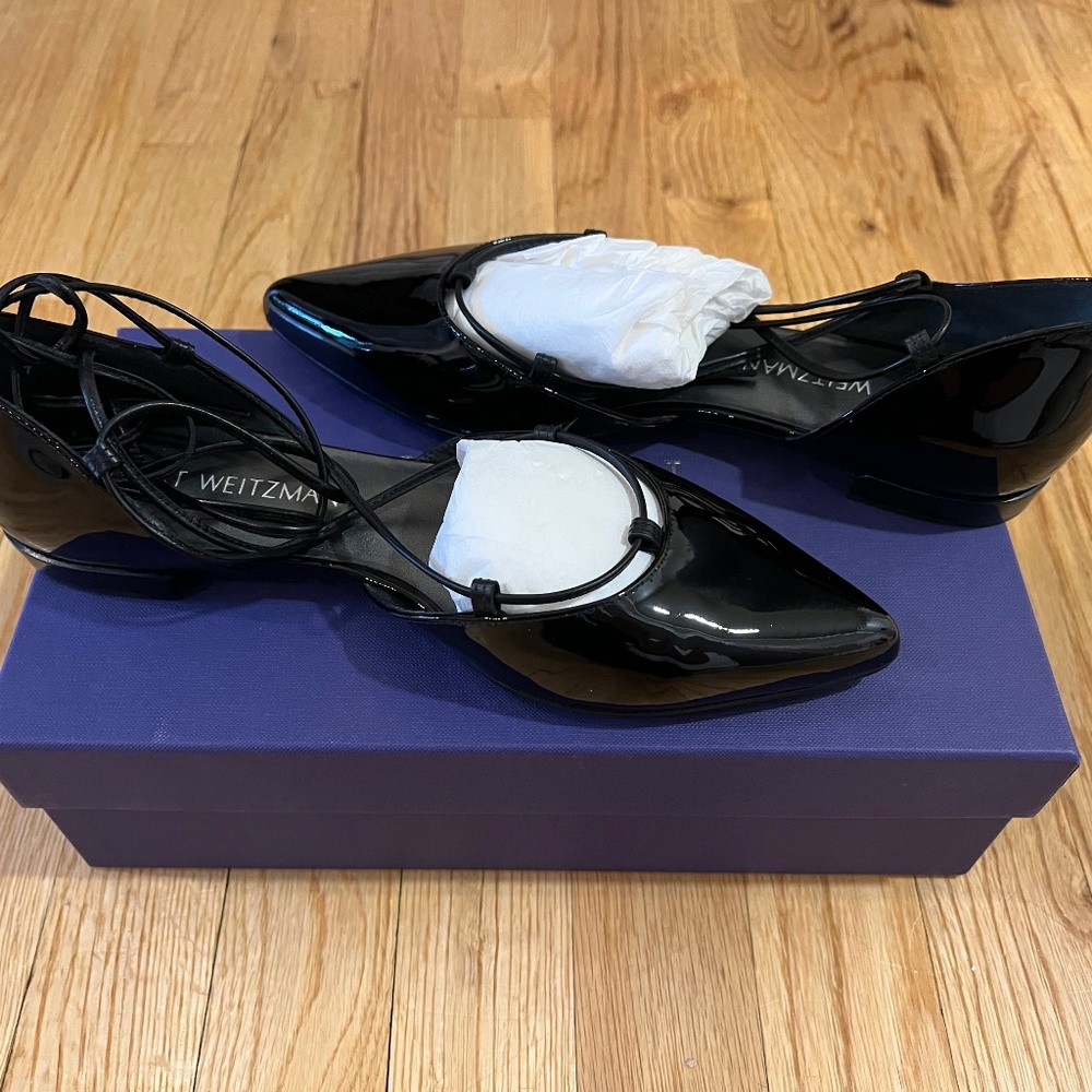 Brand NEW Stuart Weitzman patent flats size 7